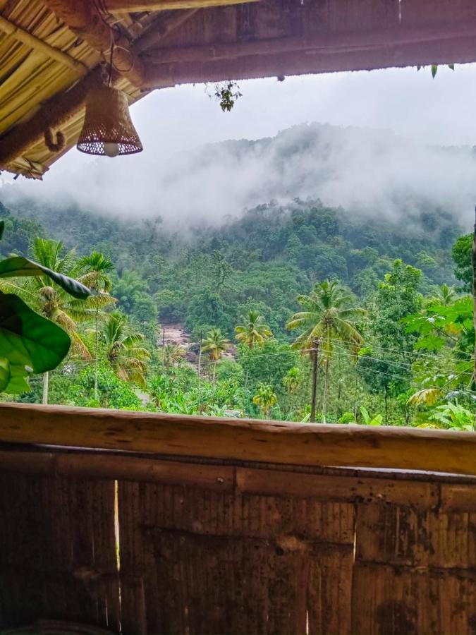 Fab - Bamboo Hut With Open Shower مونار المظهر الخارجي الصورة