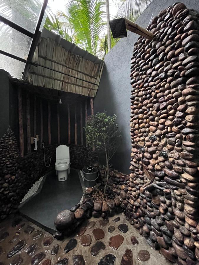 Fab - Bamboo Hut With Open Shower مونار المظهر الخارجي الصورة
